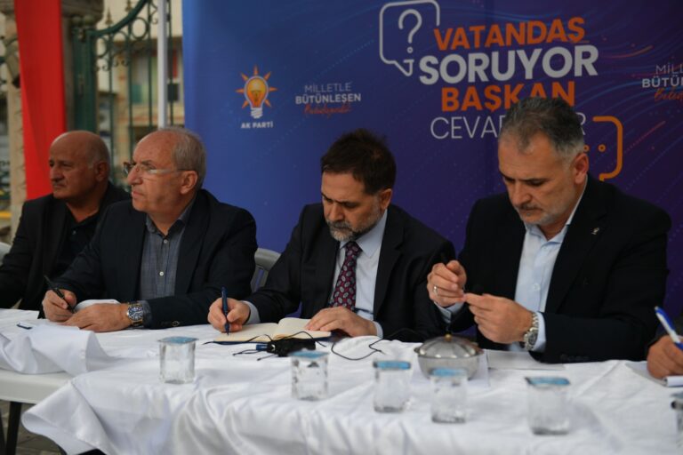 “Vatandaş Soruyor Başkan Cevaplıyor” programı kapsamında bugün Ömer Nasuhi Bilmen Mahallemiz’deki hemşerilerimiz ile İstasyon semtinde buluştuk. 